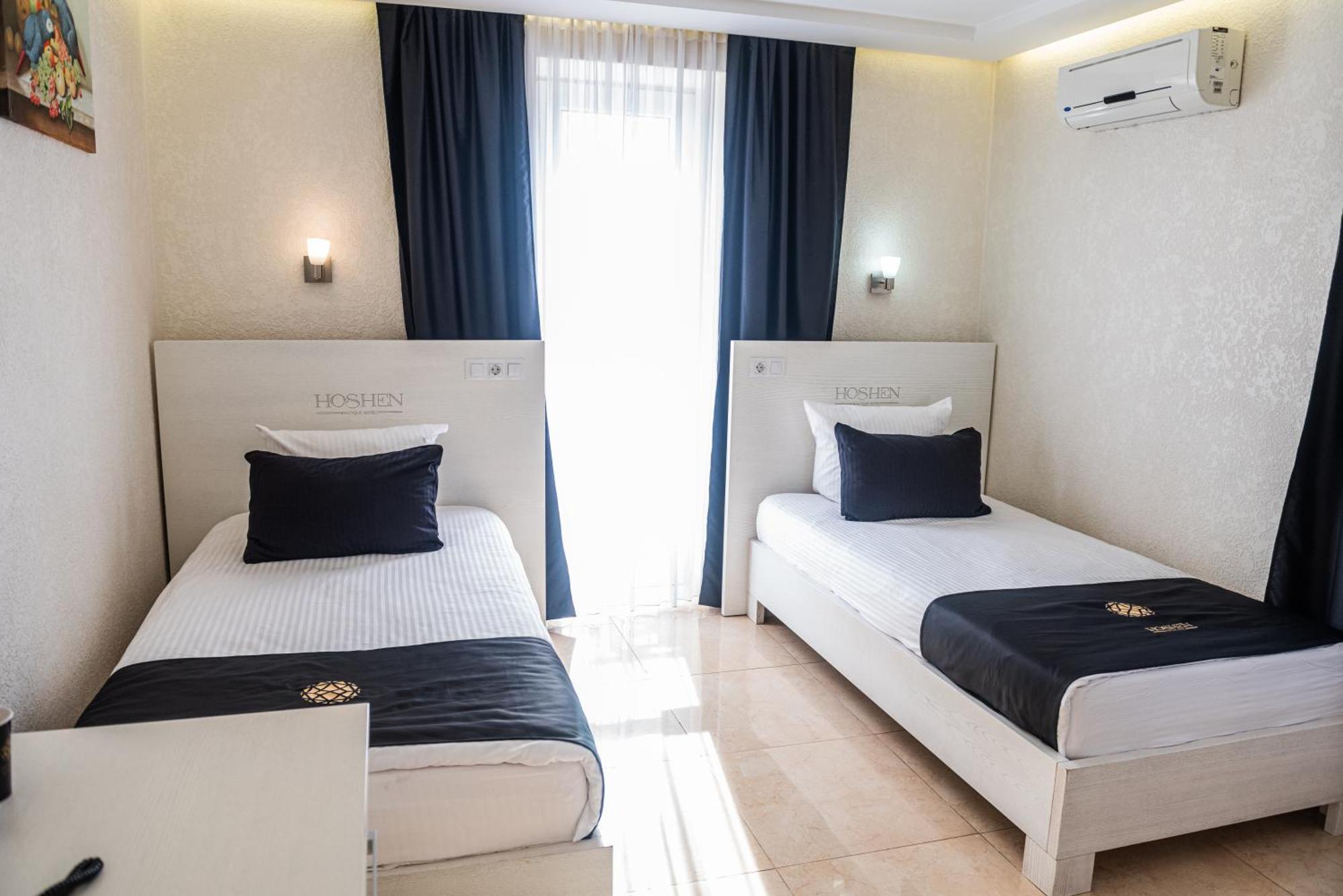 Hoshen Hotel Umanʼ 外观 照片