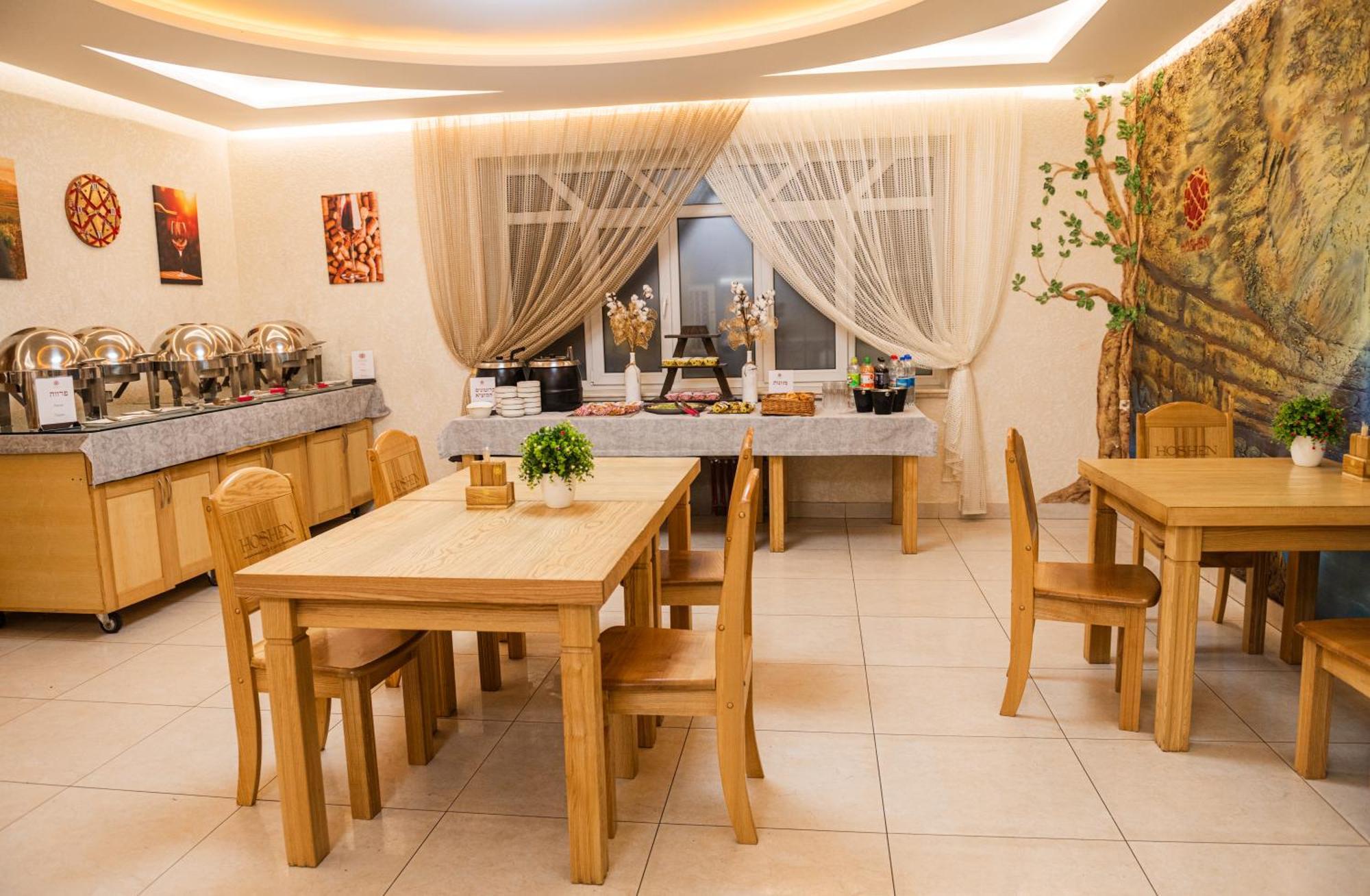 Hoshen Hotel Umanʼ 外观 照片