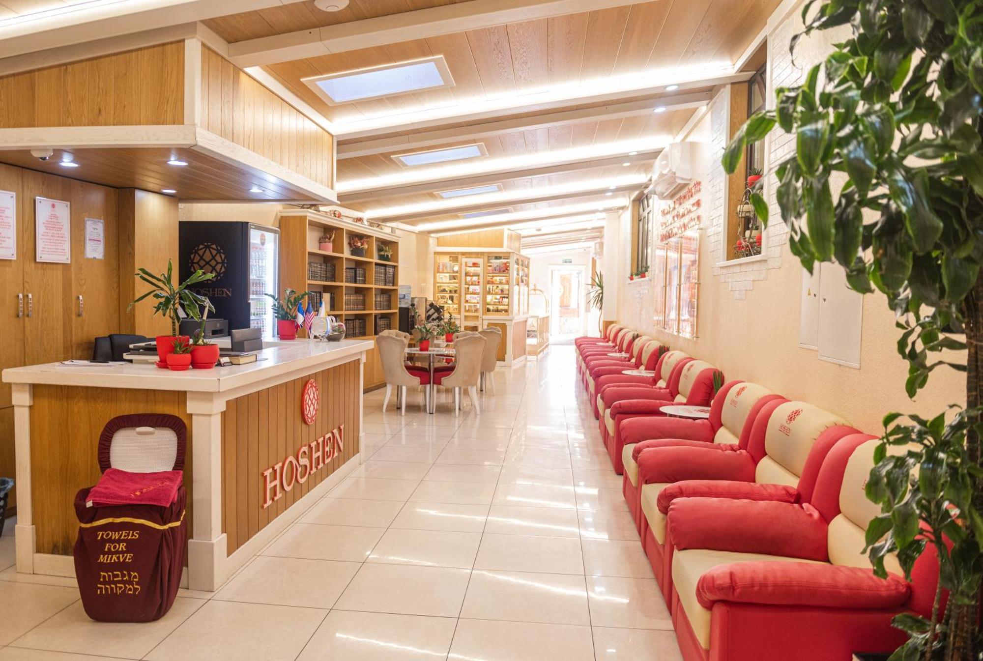 Hoshen Hotel Umanʼ 外观 照片